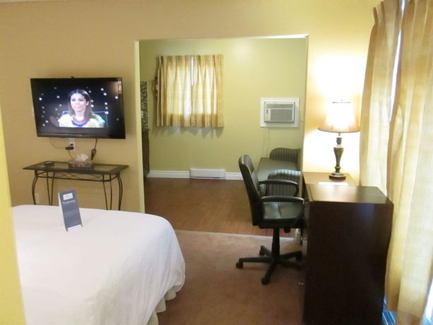 Imagen de la habitación del Hotel Bayside Inn And Waterfront Suites. Foto 3