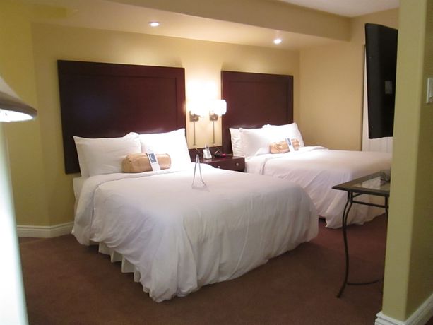 Imagen de la habitación del Hotel Bayside Inn And Waterfront Suites. Foto 7