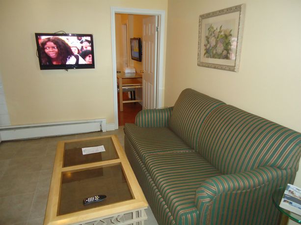 Imagen de la habitación del Hotel Bayside Inn And Waterfront Suites. Foto 11