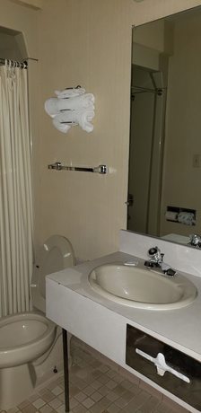 Imagen de la habitación del Hotel Bayside Inn, St Ignace. Foto 11