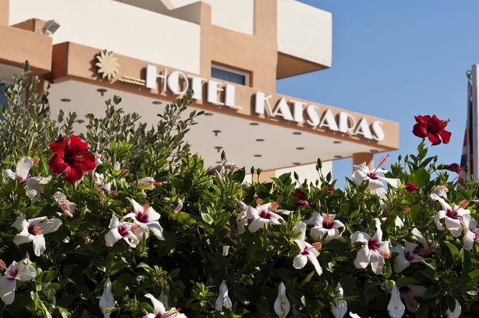 Imagen de los exteriores del Hotel Bayside Katsaras. Foto 9