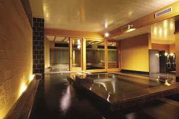 Imagen de la piscina del Hotel Bayside Square Kaike. Foto 12