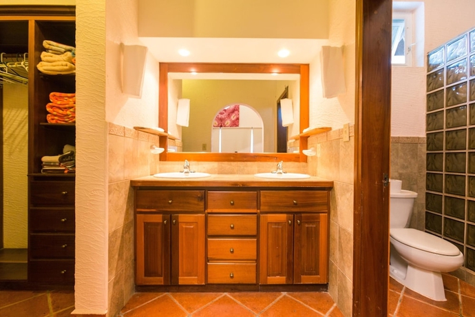 Imagen de la habitación del Hotel Bayside Villa 3a. Foto 18