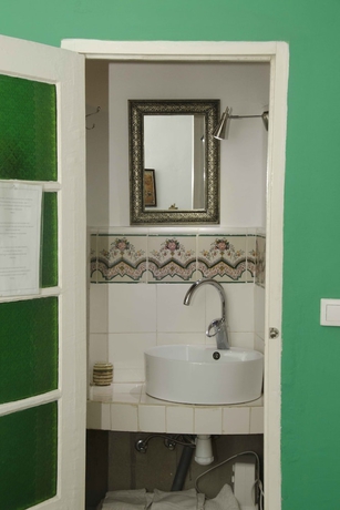 Imagen de la habitación del Hotel Bayt Alice. Foto 14