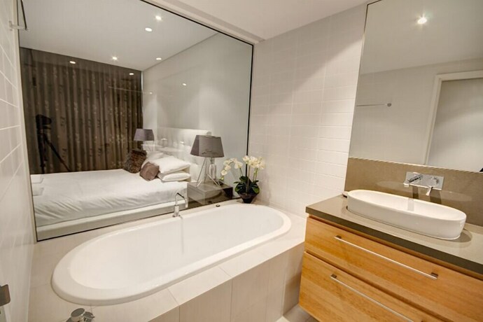 Imagen de la habitación del Hotel Bayview 701. Foto 4