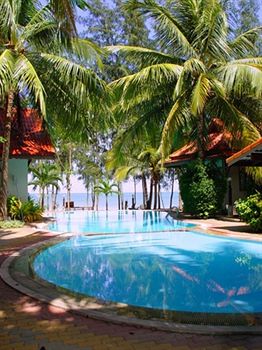 Imagen general del Hotel Bayview Beach Resort, Bang Saphan. Foto 1