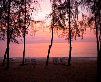 Imagen de los exteriores del Hotel Bayview Beach Resort, Bang Saphan. Foto 5