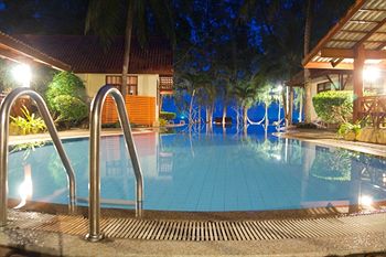 Imagen de la habitación del Hotel Bayview Beach Resort, Bang Saphan. Foto 4