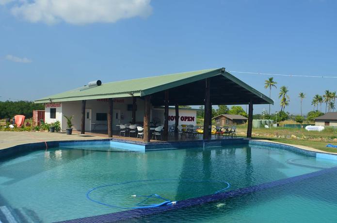 Imagen general del Hotel Bayview Cove Resort. Foto 3