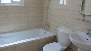 Imagen de la piscina del Hotel Bayview Gardens. Foto 14