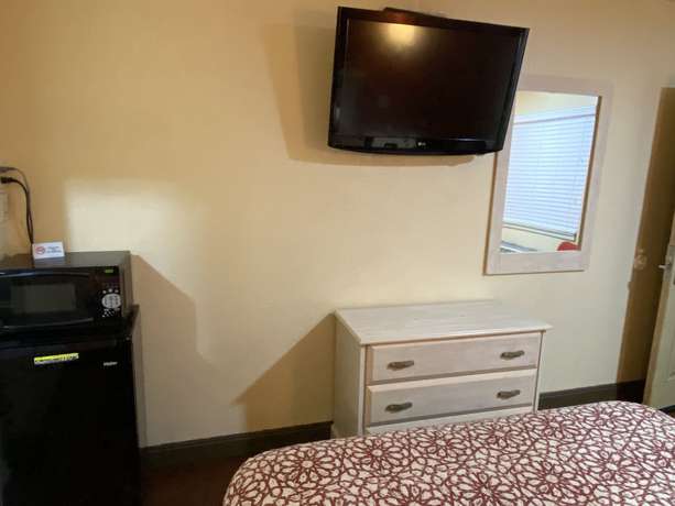 Imagen de la habitación del Hotel Bayview Motel. Foto 9