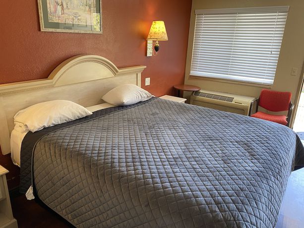 Imagen de la habitación del Hotel Bayview Motel. Foto 12