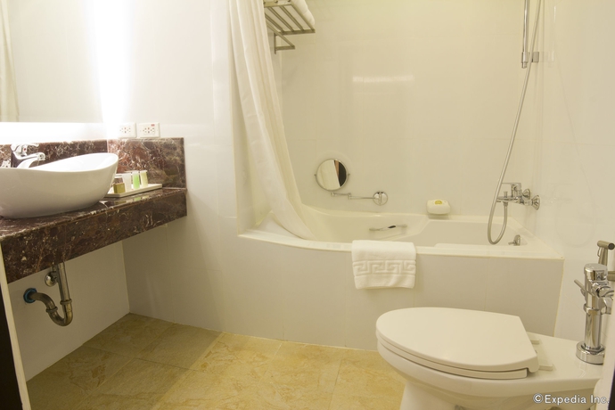 Imagen de la habitación del Hotel Bayview Park Manila. Foto 6