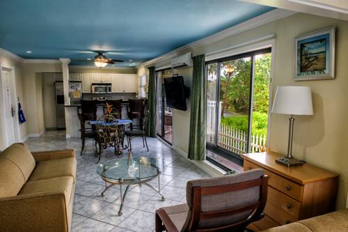 Imagen de la habitación del Hotel Bayview Plaza Waterfront Resort. Foto 2