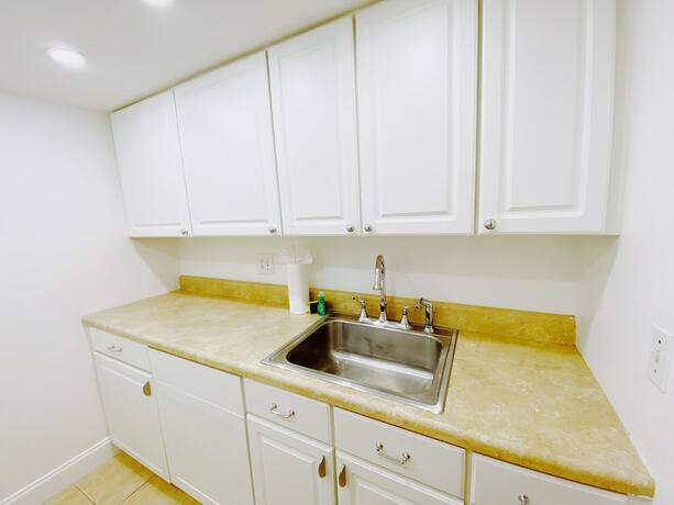 Imagen general del Hotel Bayview Regency Apartments By Lowkl. Foto 3