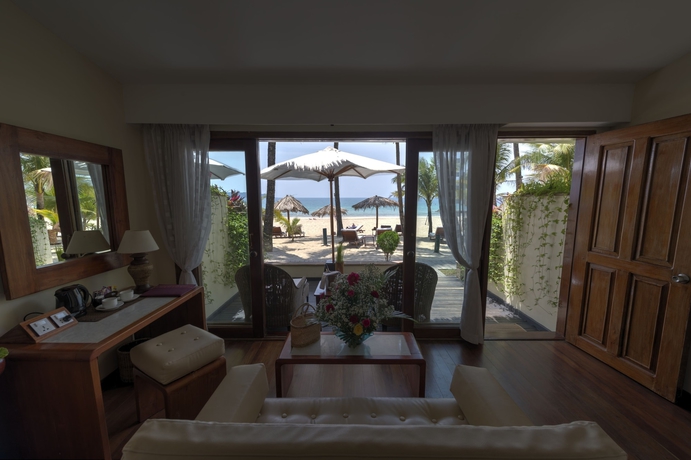 Imagen de la habitación del Hotel Bayview The Beach Resort. Foto 6