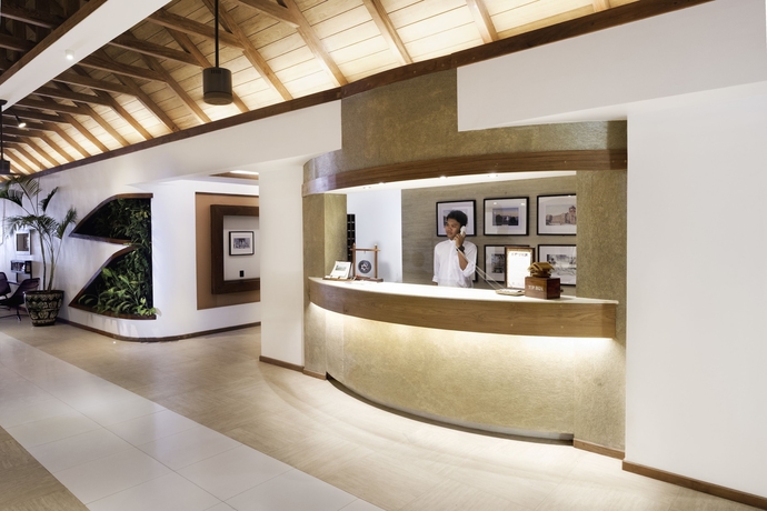 Imagen de los interiores del Hotel Bayview The Beach Resort. Foto 19