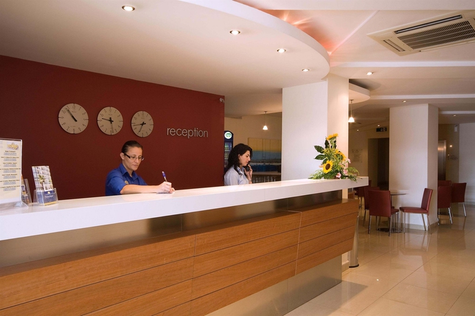Imagen de los interiores del Hotel Bayview by ST Hotels. Foto 12