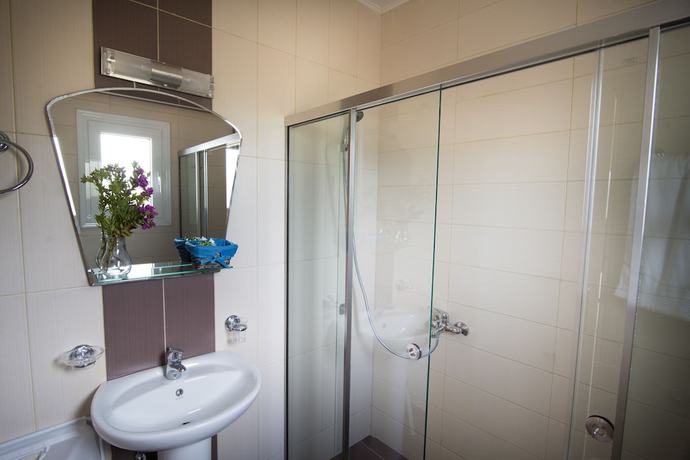 Imagen de la habitación del Hotel Baywatch, Kalamata. Foto 8