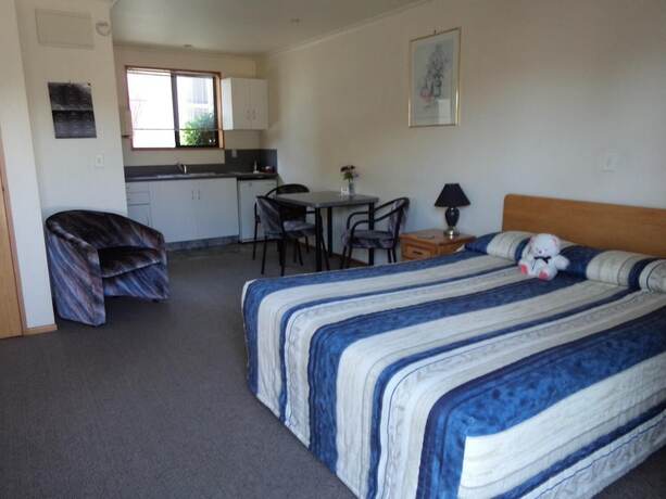 Imagen general del Hotel Baywatch Motor Lodge. Foto 17
