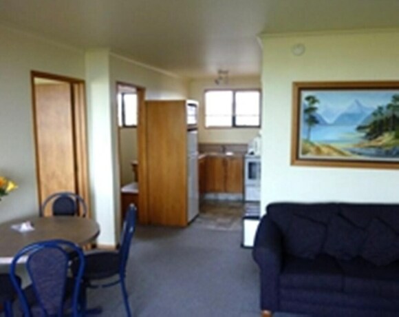 Imagen de la habitación del Hotel Baywatch Motor Lodge. Foto 30