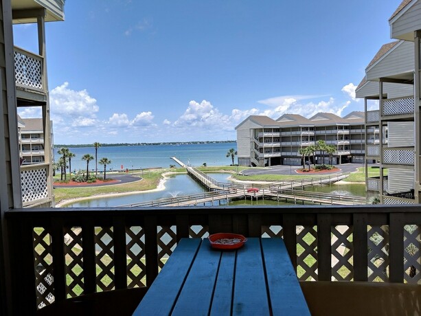 Imagen de la habitación del Hotel Baywatch by Surfside VR. Foto 15