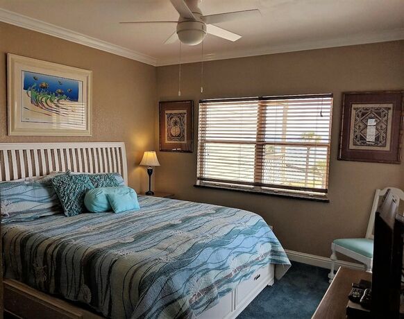 Imagen de la habitación del Hotel Baywatch by Surfside VR. Foto 20