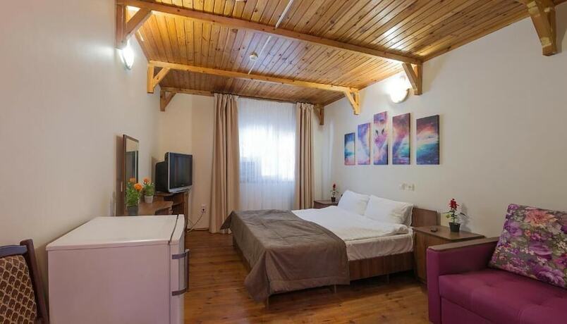 Imagen general del Hotel Baza Otdykha Divnoe. Foto 12