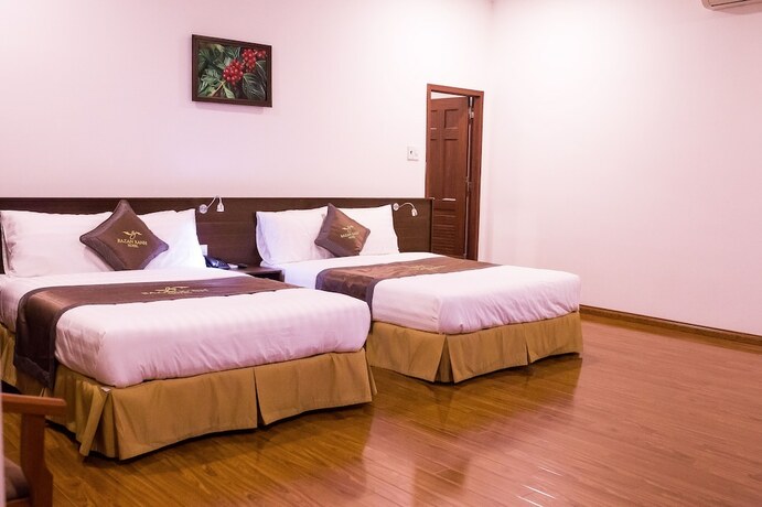 Imagen de la habitación del Hotel Bazan Xanh. Foto 15