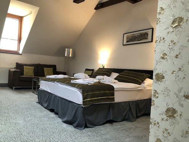 Imagen de la habitación del Hotel Bazilika Alatt Panzió. Foto 2