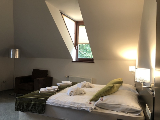 Imagen de la habitación del Hotel Bazilika Alatt Panzió. Foto 11