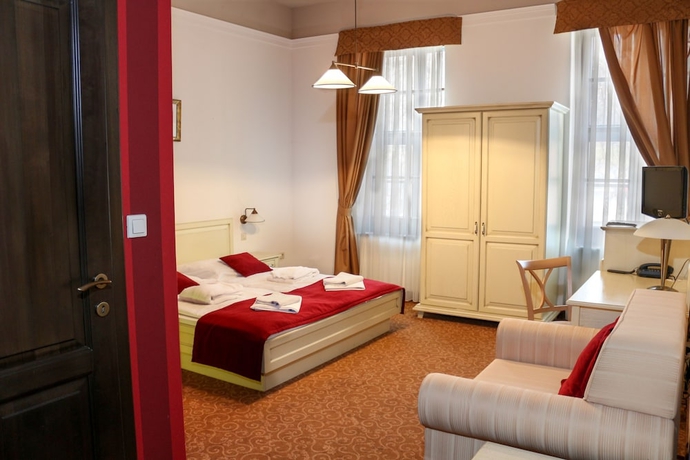 Imagen de la habitación del Hotel Bazilika Alatt Panzió. Foto 12