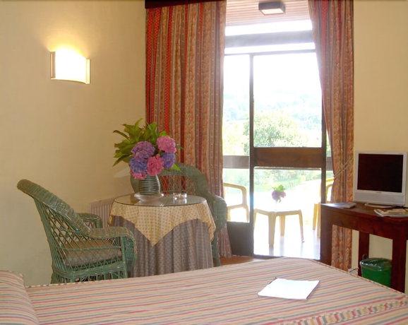 Imagen de la habitación del Hotel Baztán. Foto 6