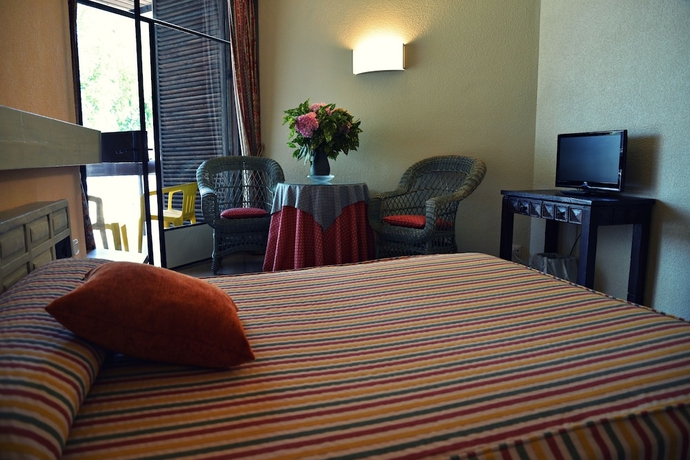 Imagen de la habitación del Hotel Baztán. Foto 11