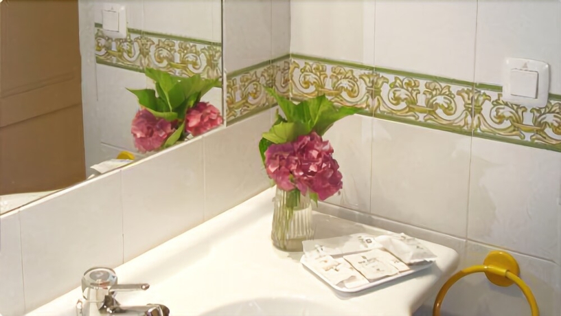 Imagen de la habitación del Hotel Baztán. Foto 15