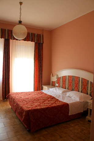 Imagen de la habitación del Hotel Bazzoni Et Du Lac. Foto 7