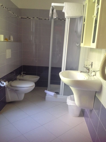 Imagen de la habitación del Hotel Bazzoni Et Du Lac. Foto 9