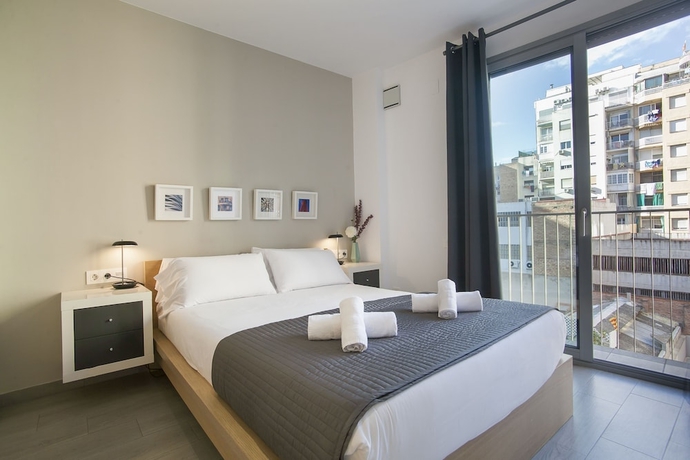 Imagen de la habitación del Hotel Bbarcelona Gaudi Flats. Foto 2