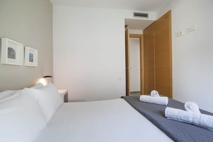 Imagen de la habitación del Hotel Bbarcelona Gaudi Flats. Foto 13