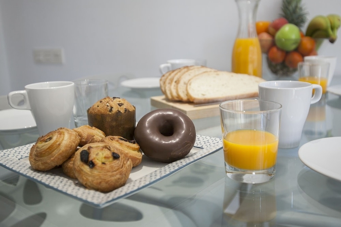 Imagen de la habitación del Hotel Bbarcelona Gaudi Flats. Foto 15