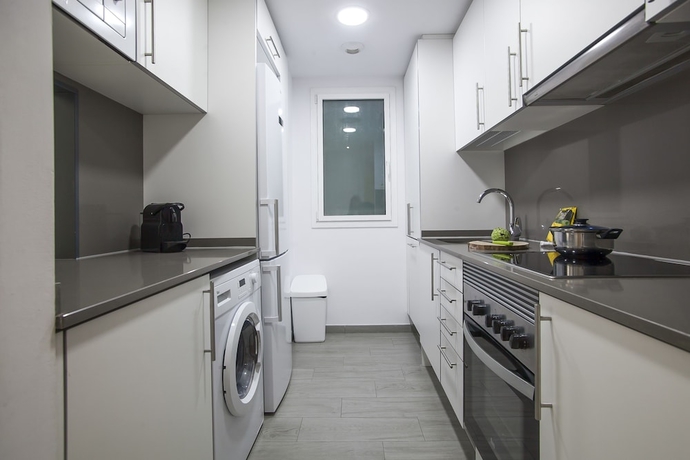 Imagen de la habitación del Hotel Bbarcelona Gaudi Flats. Foto 16