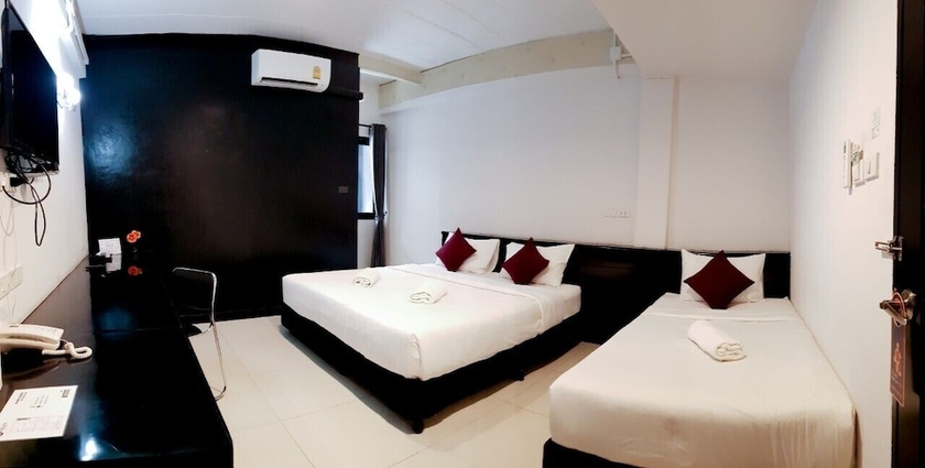 Imagen de la habitación del Hotel B-black Residence. Foto 6