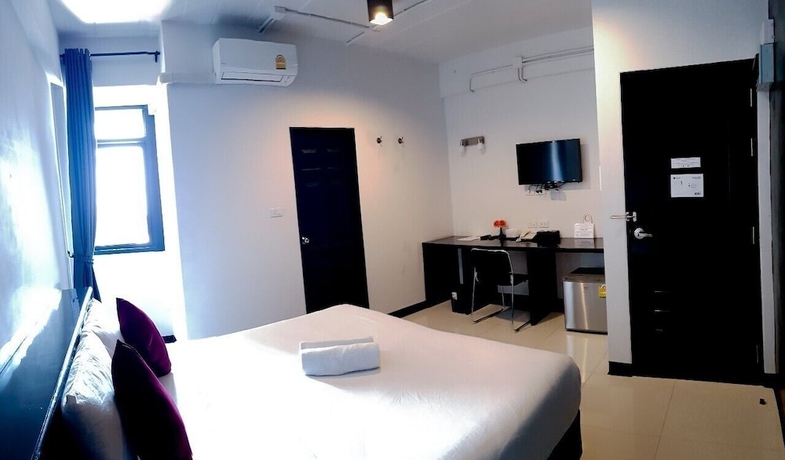 Imagen de la habitación del Hotel B-black Residence. Foto 17