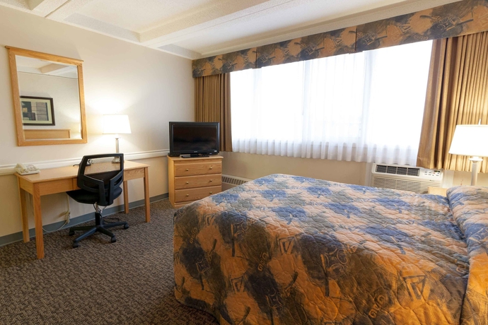 Imagen de la habitación del Hotel Bcminns Fort Mcmurray. Foto 5