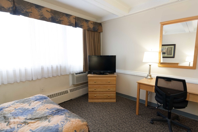 Imagen de la habitación del Hotel Bcminns Fort Mcmurray. Foto 9