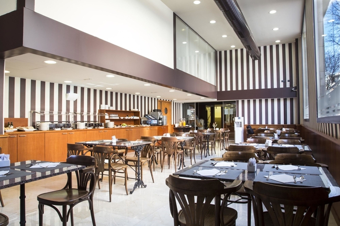 Imagen del bar/restaurante del Hotel Bcn Urbaness Del Comte. Foto 4