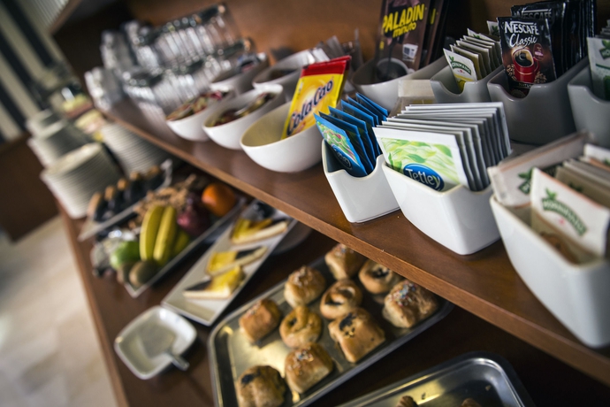 Imagen del bar/restaurante del Hotel Bcn Urbaness Del Comte. Foto 7