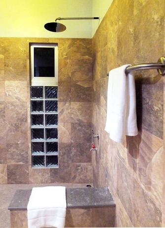 Imagen de la habitación del Hotel Be Fine Sabuy and Resort. Foto 13