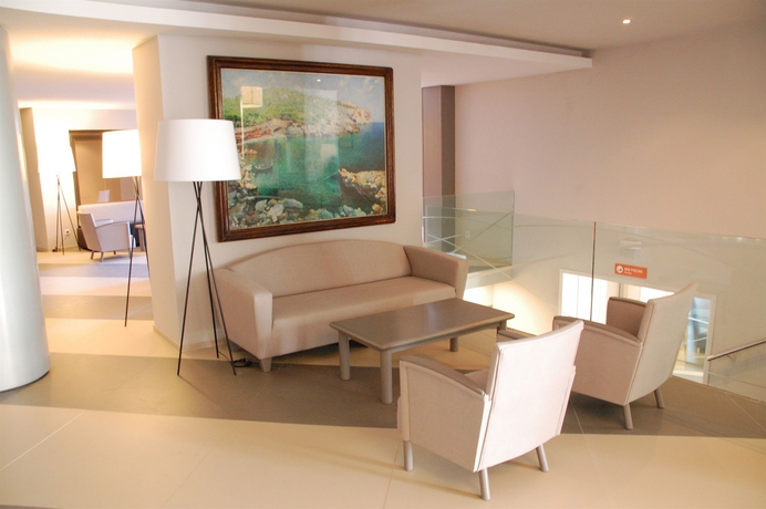 Imagen de los interiores del Hotel Be Live Adults Only Marivent. Foto 9