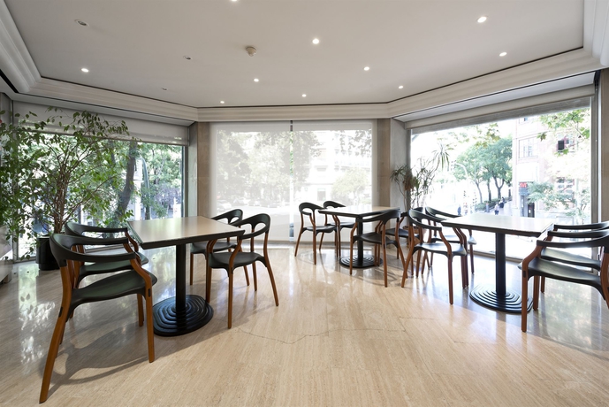 Imagen de los interiores del Hotel Be Mate Trafalgar. Foto 5